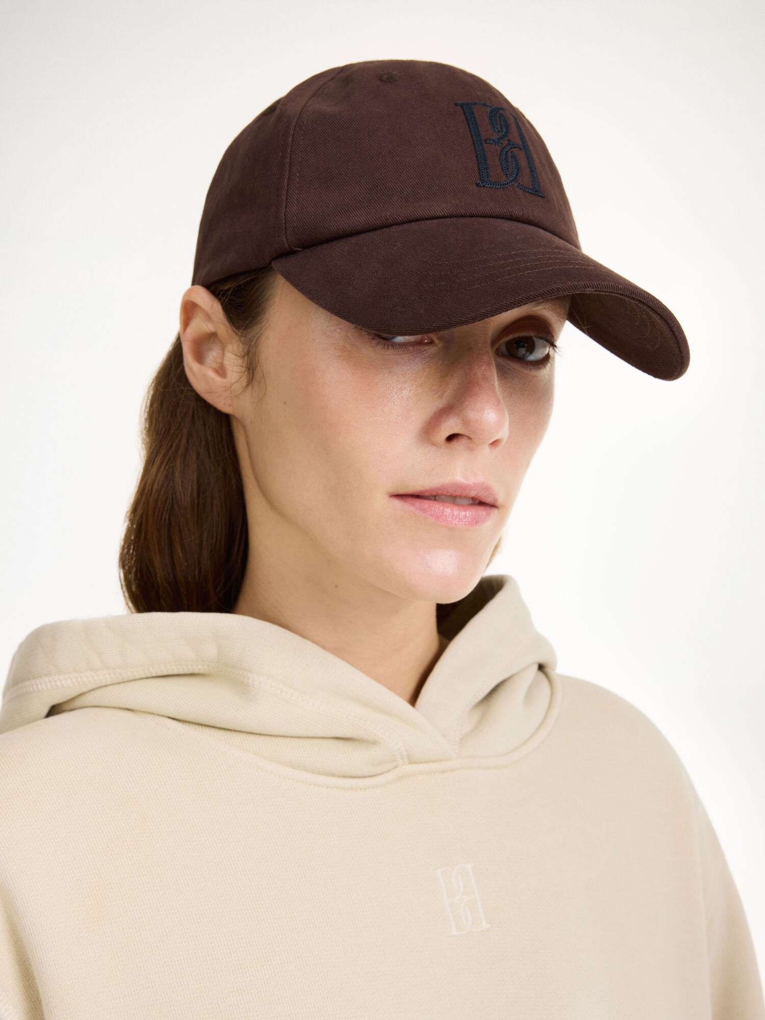 By Malene Birger Aubrieli Hat Ostali Dodaci Tamno | HR_BB66976