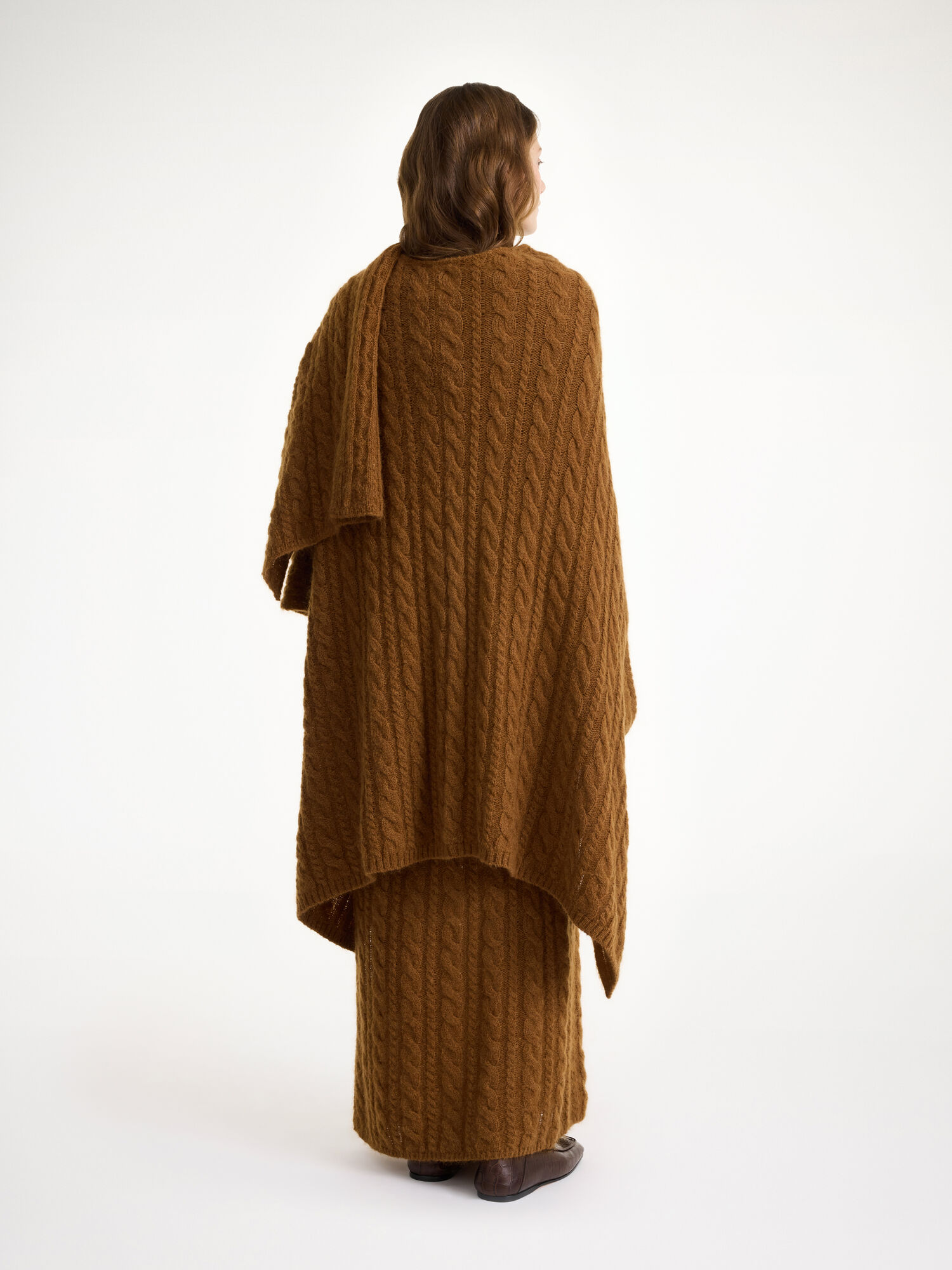 By Malene Birger Kassillas Wool-blend Poncho Pletenina Bison | HR_BB59264